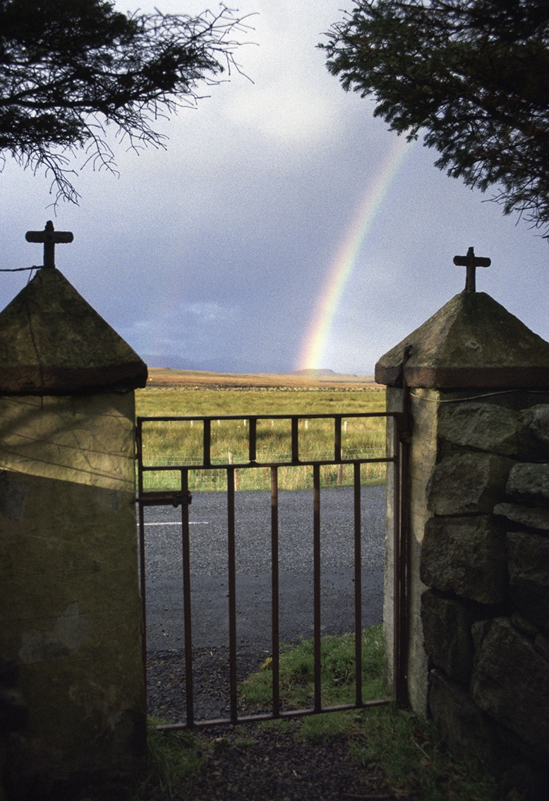 Making An Entrance Gatepost Art of the Outer Hebrides by Graham Starmore
