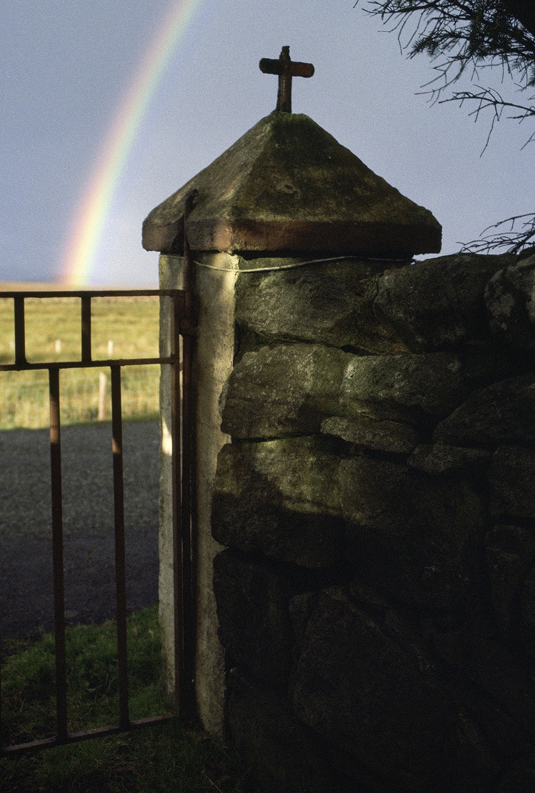Making An Entrance Gatepost Art of the Outer Hebrides by Graham Starmore